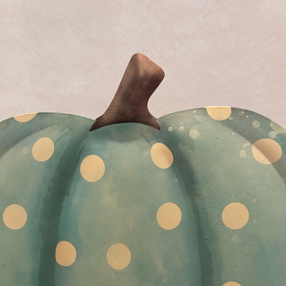 Fall or Thanksgiving Decor Metal Pumpkin Hanging Plaque - Picture 2 of 4